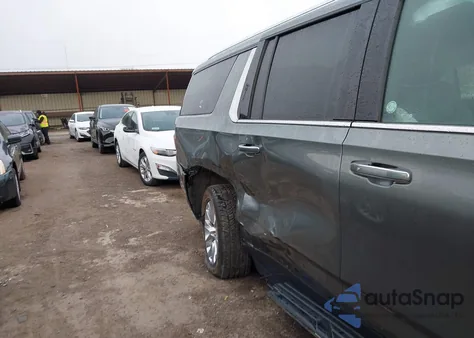 2023 Chevrolet Suburban 4Wd Premier z USA, uszkodzony, nr VIN 1GNSKFKD7PR362443